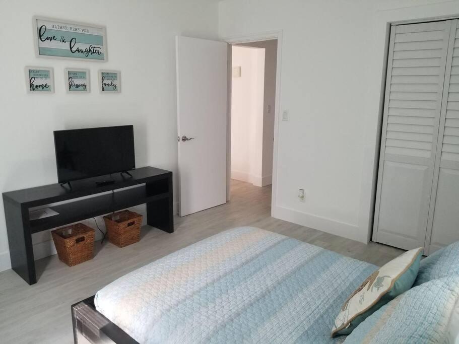 My Lovely Home In Miami 15 Minutes From The Beach Luaran gambar