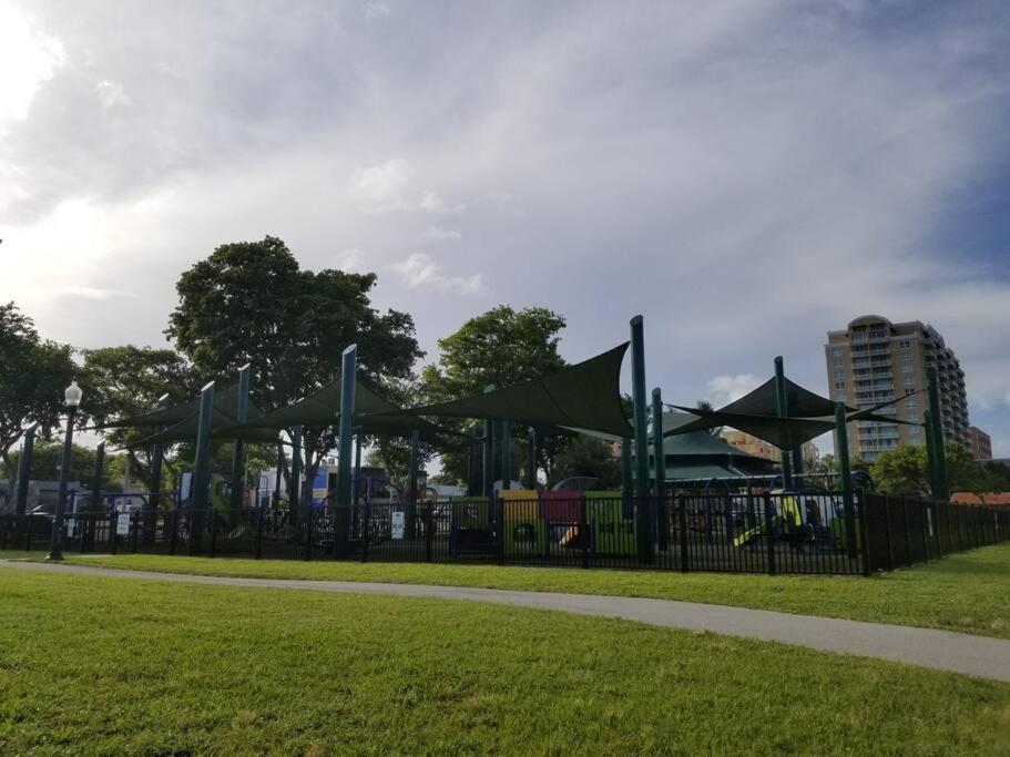 My Lovely Home In Miami 15 Minutes From The Beach Luaran gambar