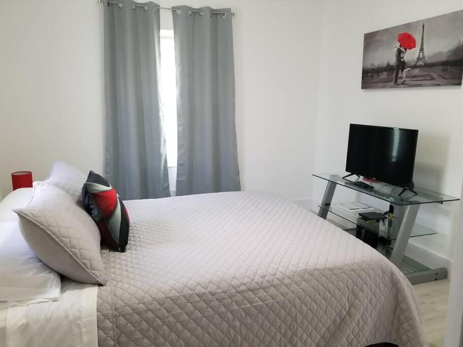 My Lovely Home In Miami 15 Minutes From The Beach Luaran gambar